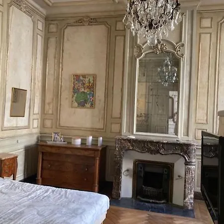 Du Marquis De Broc Bed & Breakfast