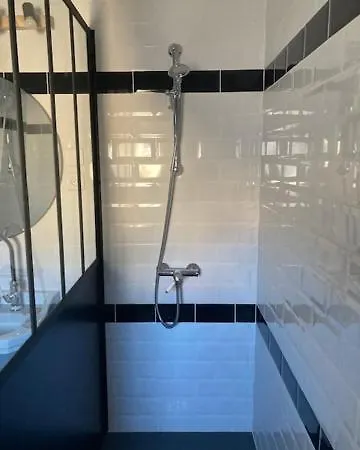 Du Marquis De Broc Bed & Breakfast Le Mans