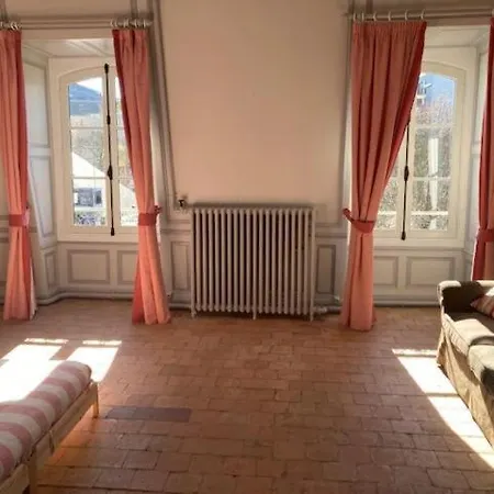 Du Marquis De Broc Bed & Breakfast *