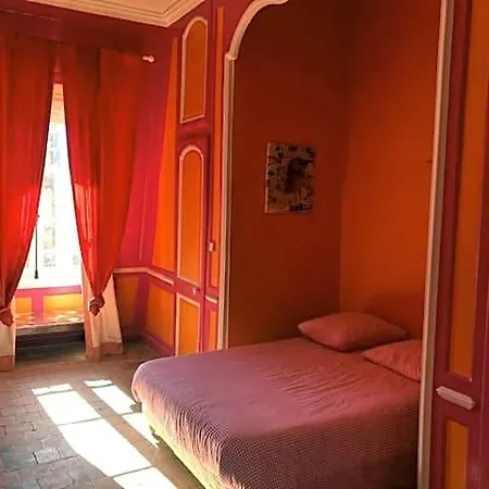 Bed and Breakfast Du Marquis De Broc