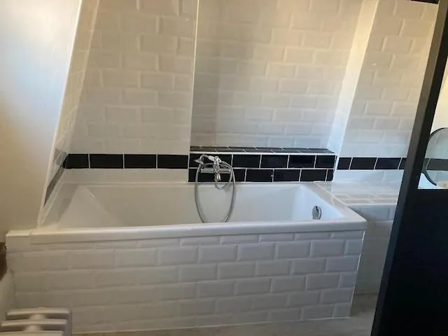 Du Marquis De Broc * Le Mans